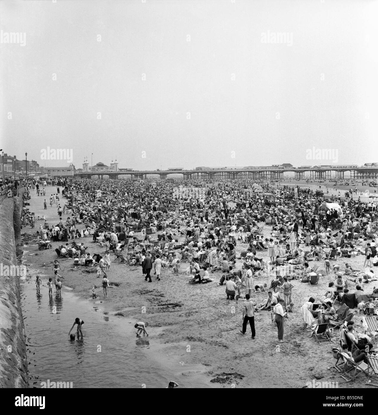 Bank holiday at Blackpool. Beach scenes/crowds/sunbathing. June 1960 M4319-013 Stock Photo