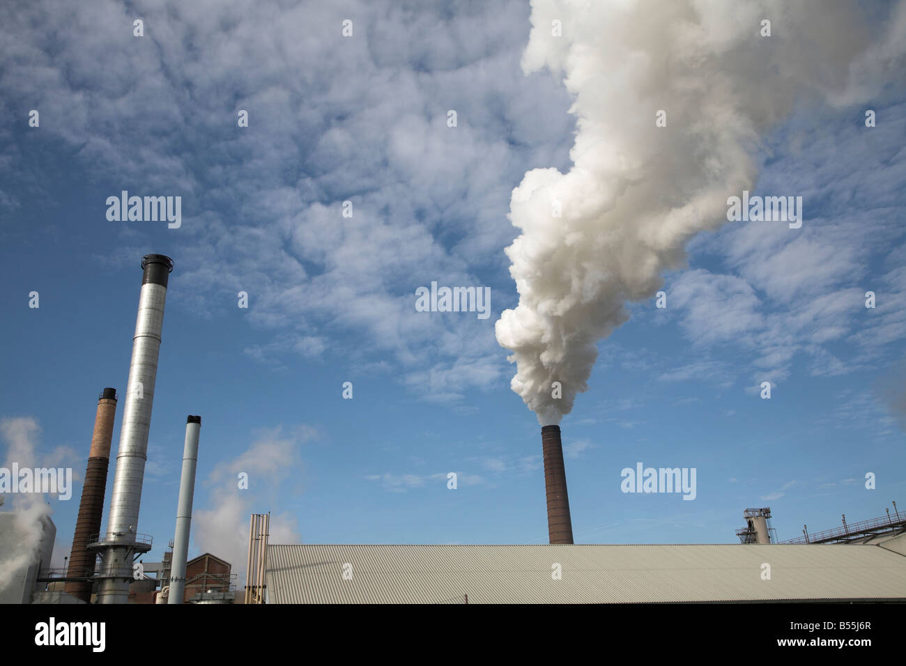 Steam smoke rising from chimney hi-res stock photography and images - Alamy