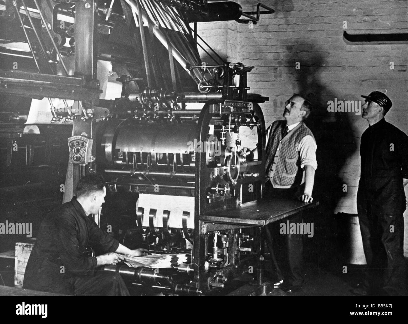 Printing press 1950s hires stock photography and images Alamy