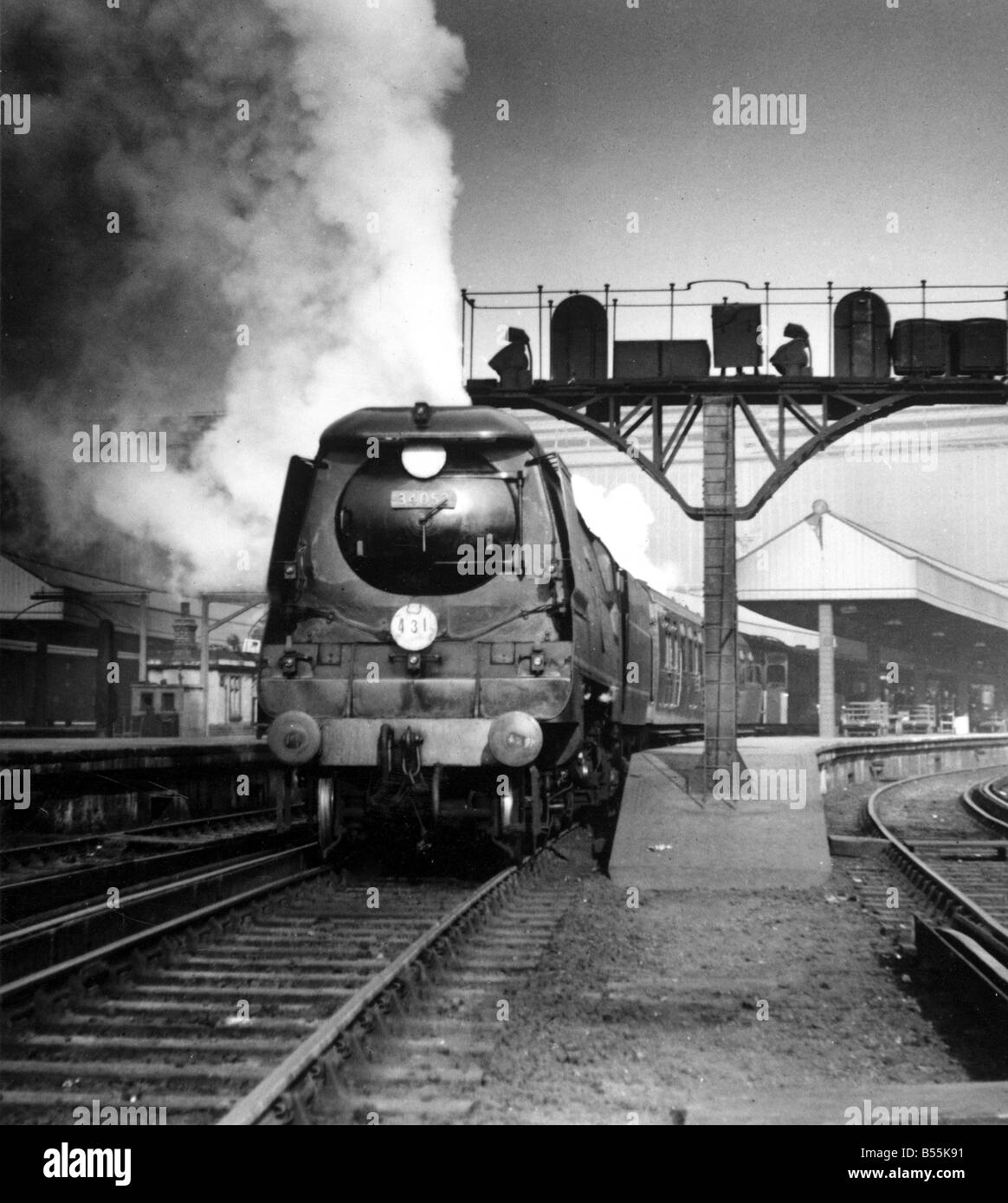 No 34052, Lord Dowding class locomotive, Battle of Britain. c.1950 ...