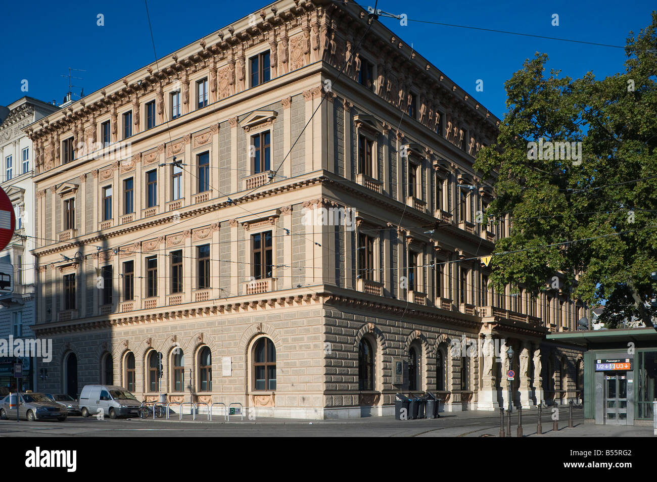 Wien Ringstraße Palais Epstein Stock Photo - Alamy