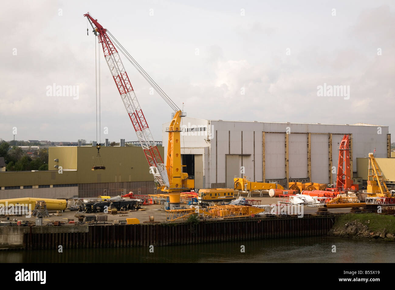 Liebherr Cranes Stock Photos & Liebherr Cranes Stock Images Alamy