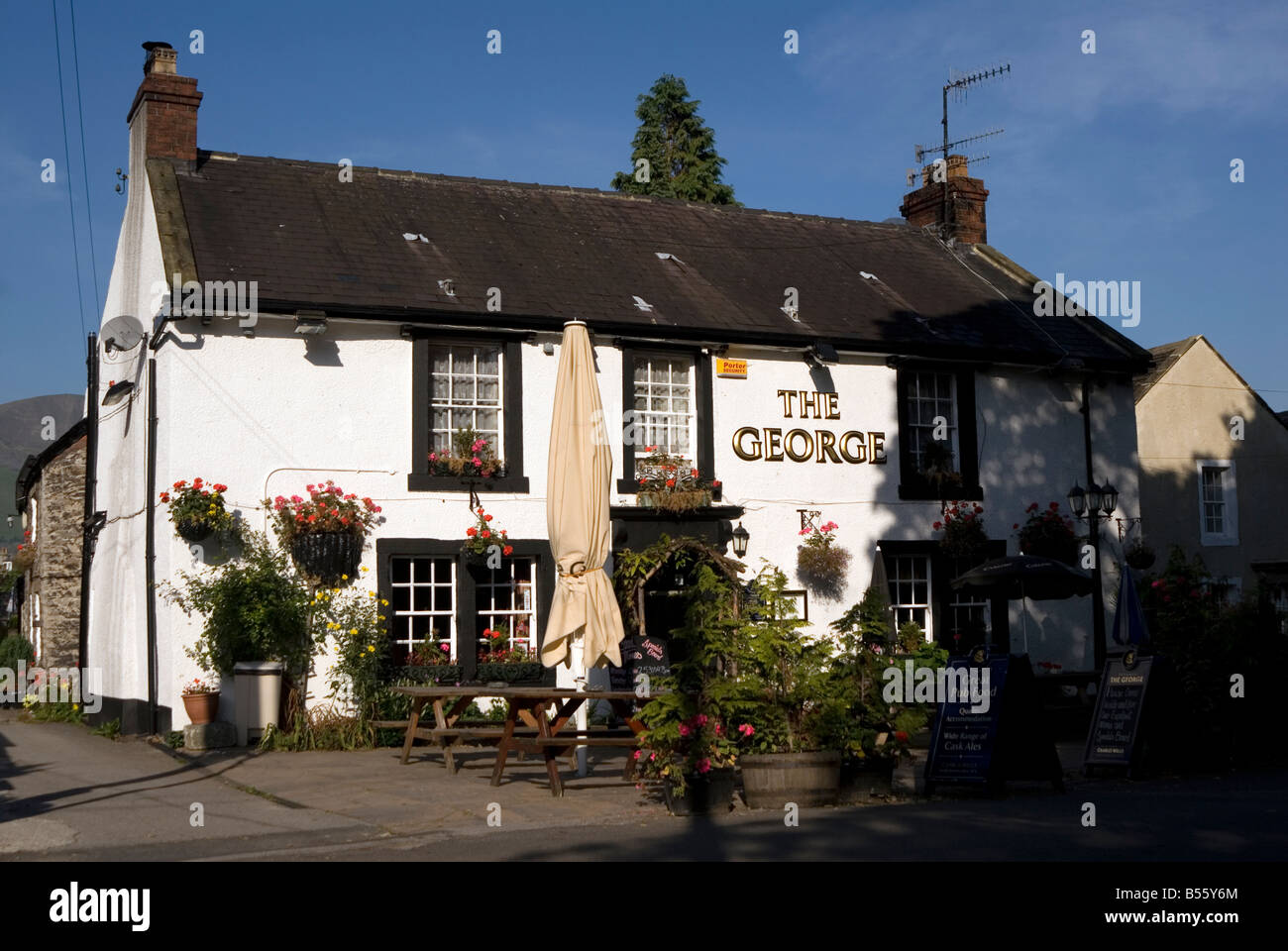 The George Public house in Castleton in the Peak District National Park Derbyshire UK England GB Great Britain Stock Photo