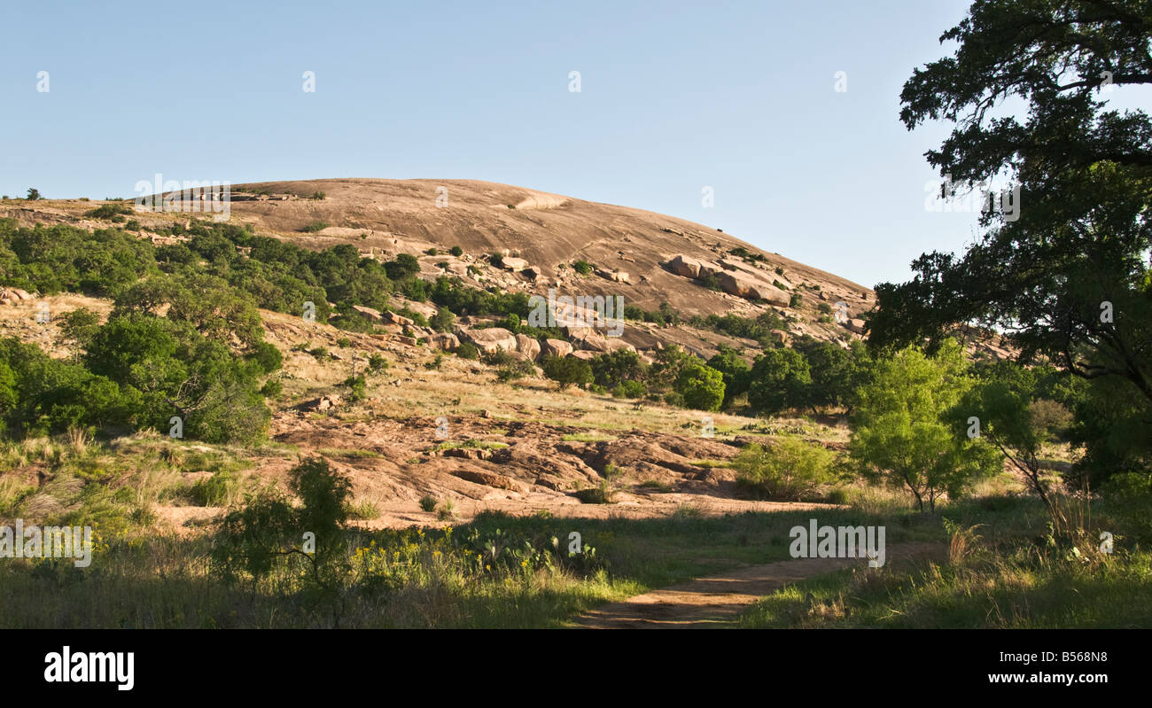 Texas Hill Country Fredericksburg Enchanted Rock State Natural Area granite dome famed in Indian legend Stock Photo