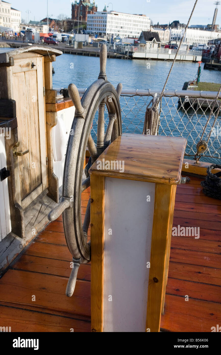 Sailing ship helm hires stock photography and images Alamy