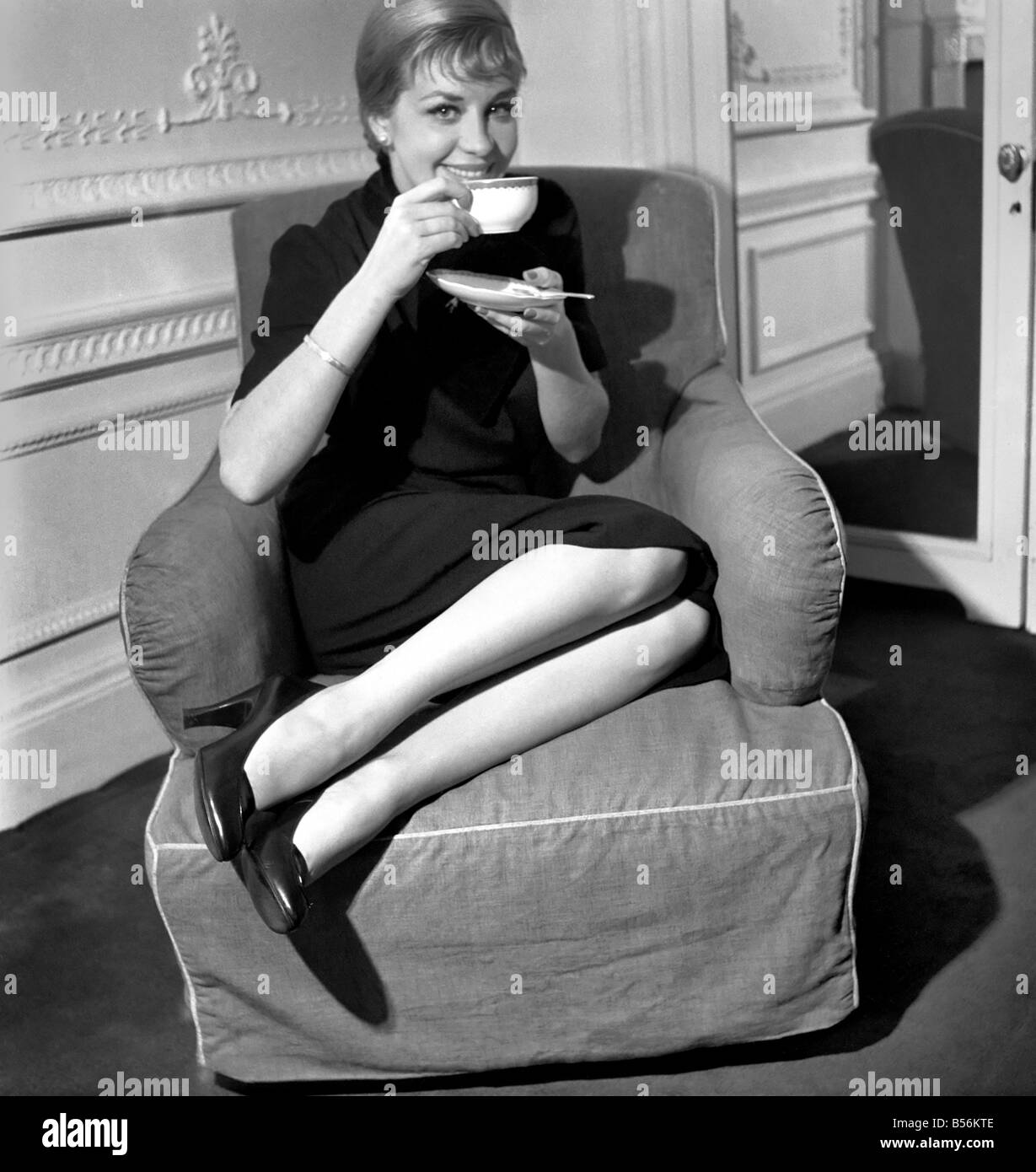Blond German actress Hildegarde Neff is spending 6 days in London. She has just arrived from New York and is spending her time her resting and discussing possible future films before going on to Hamburg. October 1953 D6129 Stock Photo