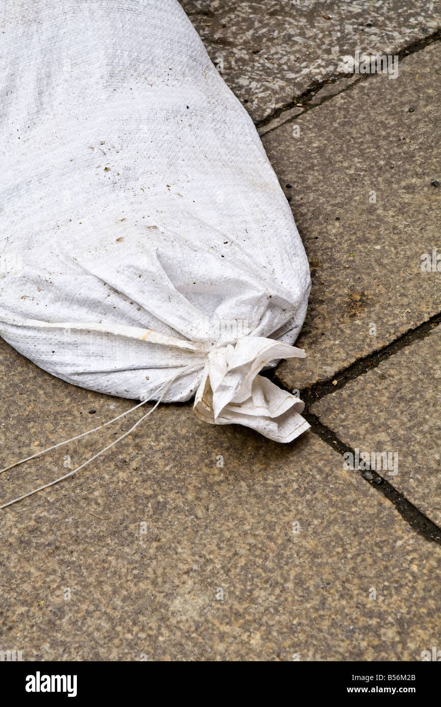 Sandbag Image Sandbag hi-res stock photography and images - Alamy