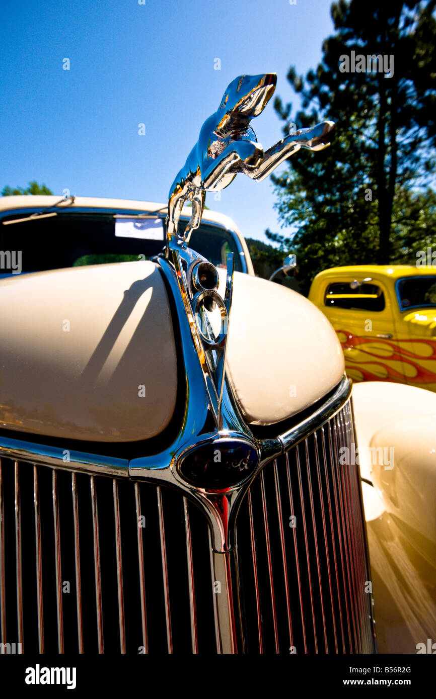 Classic car hood ornament hires stock photography and images Alamy