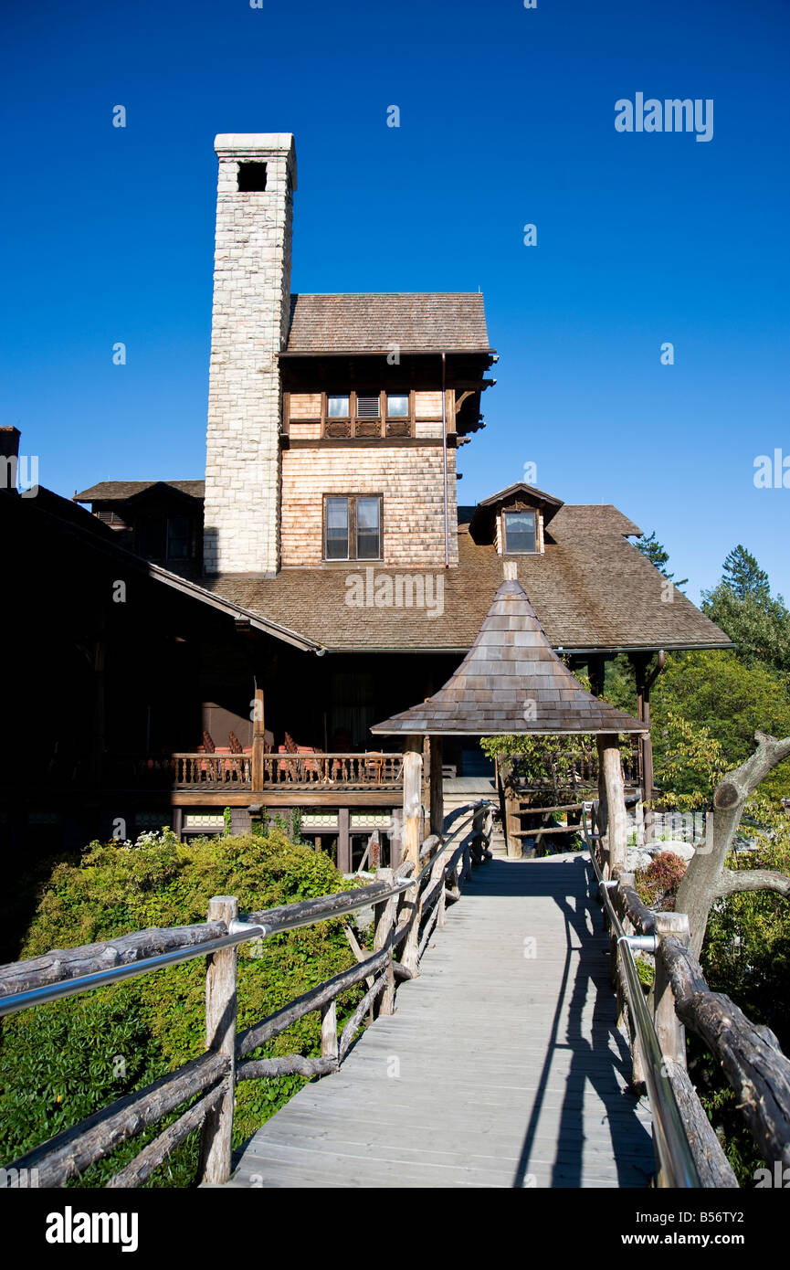 Elevated pathway at Mohonk Mountain House, New Paltz, NY Stock Photo