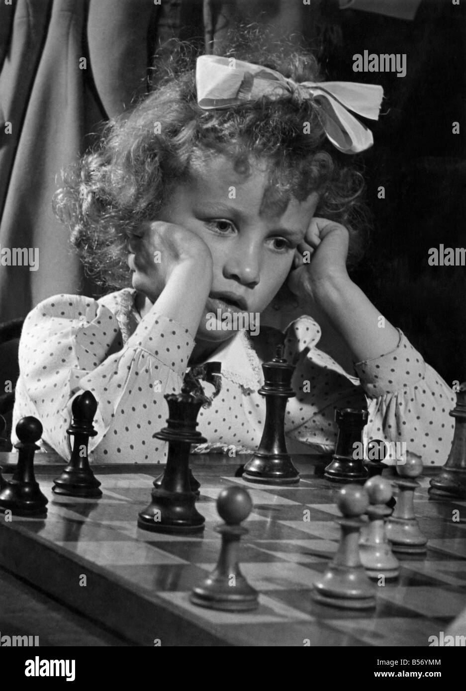 Dec 29, 1966; London, England, UK; HENRIQUE COSTA MECKING and Brazil and  YURI BALASHOV of Russia play at the 42nd Annual International Chess  Congress. (Credit Image: © KEYSTONE Pictures USA Stock Photo - Alamy