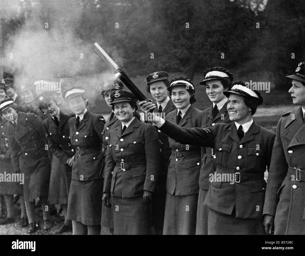 World war ii women w a a f hi-res stock photography and images - Alamy