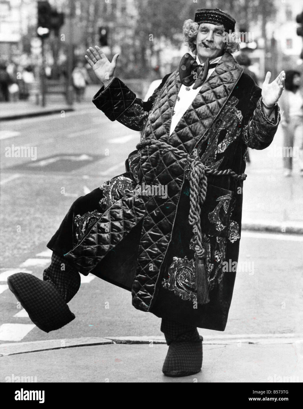 Russ Abbott as he will appear in 'Little Me'. Russ as Randolph Worst. May 1984 P003907 Stock Photo
