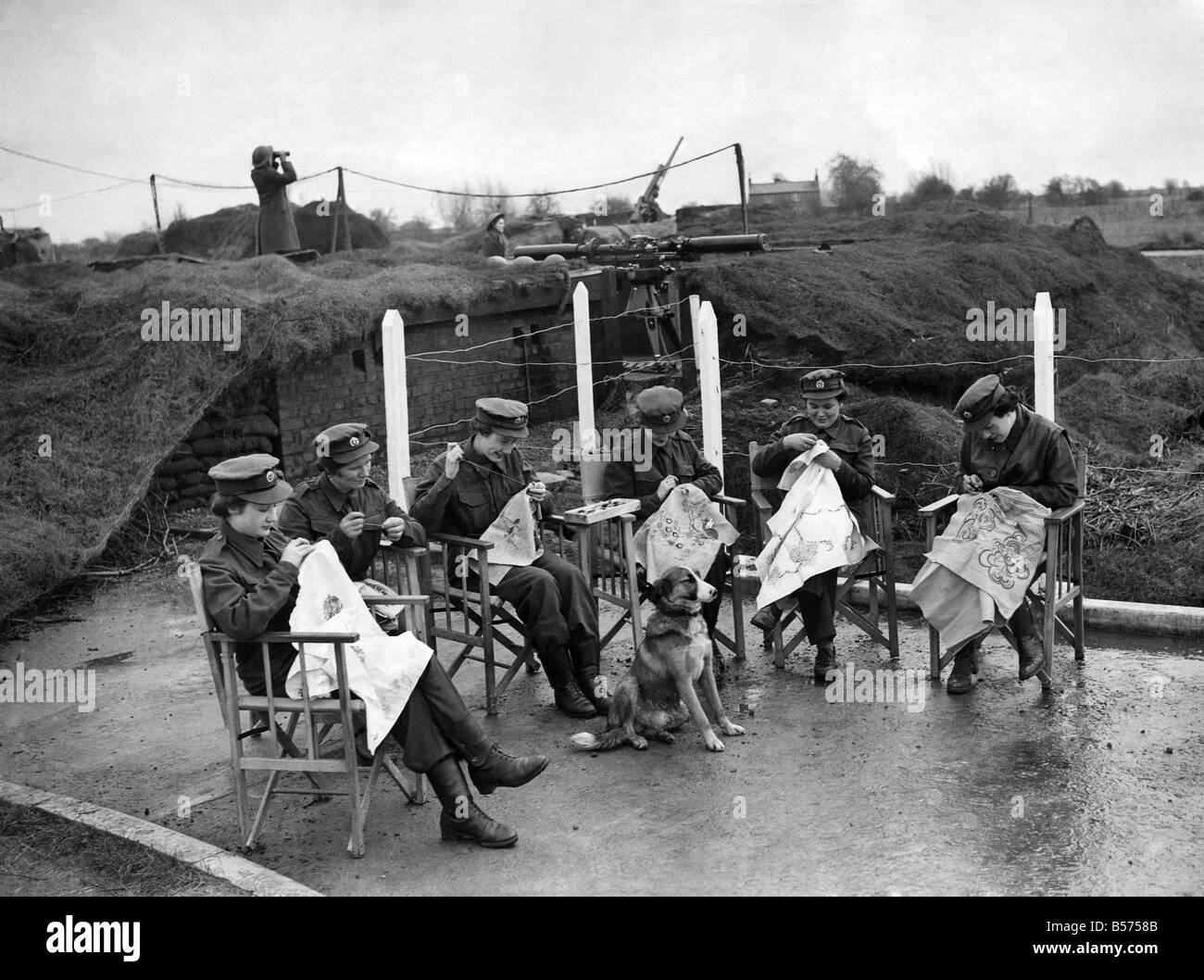 World war ii women a t s hi-res stock photography and images - Alamy