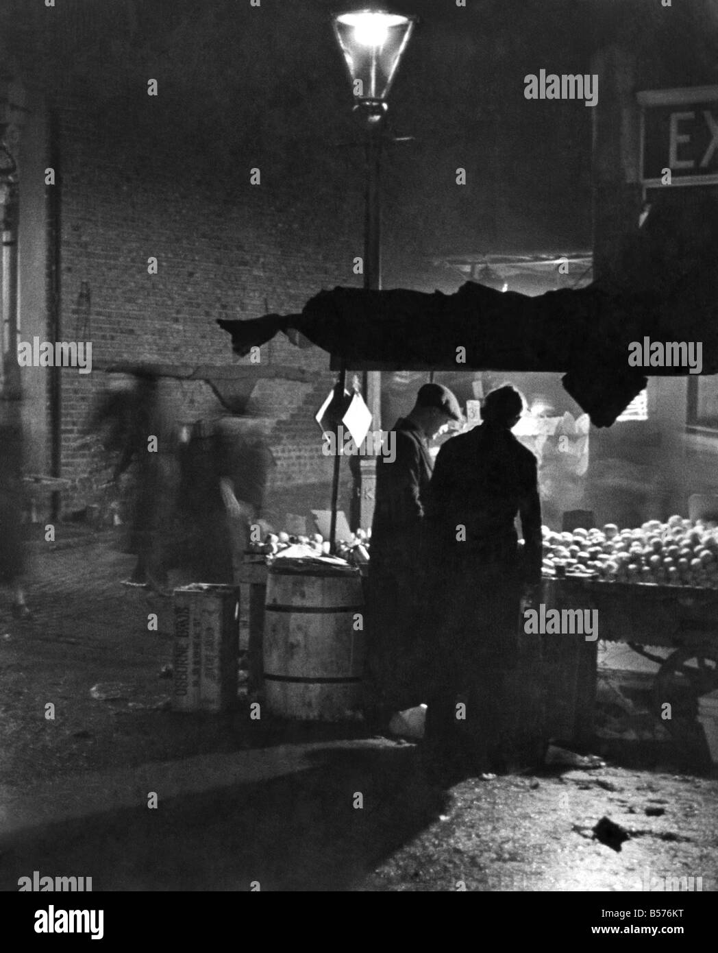 Portobello road market night Black and White Stock Photos & Images Alamy