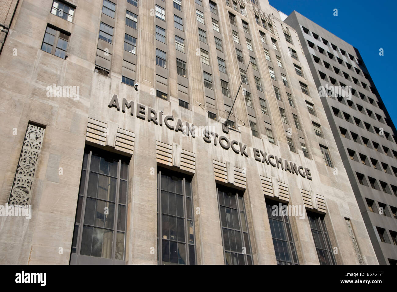 股市下跌分析：2025年11月6日市场低迷