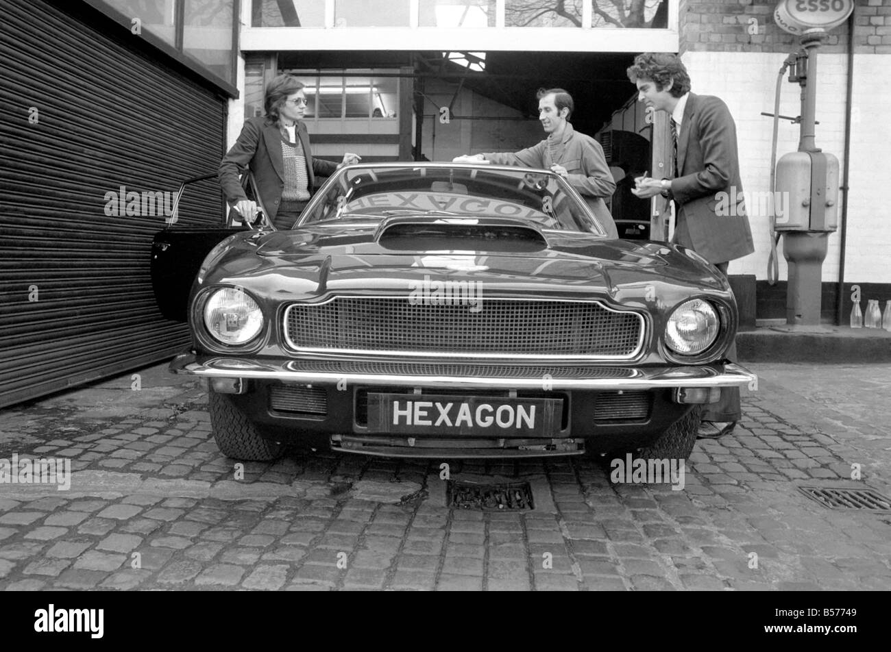Hexagon Motors of Highgate. Aston Martin. December 1974 747666001