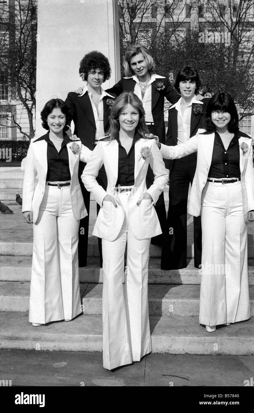 The Guys and Dolls pop group. February 1975 7501169004 Stock Photo Alamy The Guys and Dolls pop group. February 1975 7501169004 Stock Photo Alamy