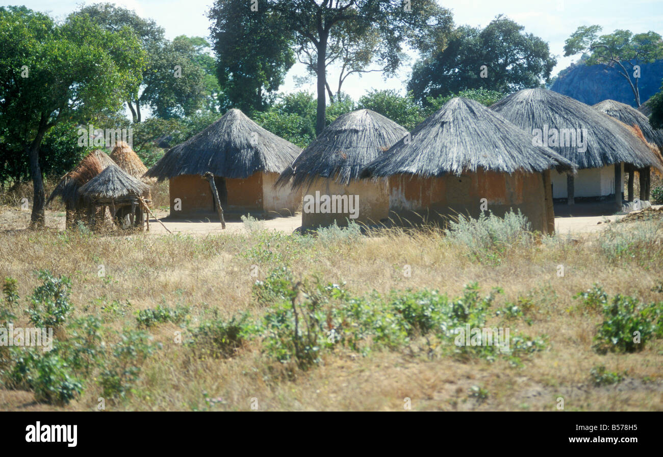 Zambia village huts hires stock photography and images Alamy