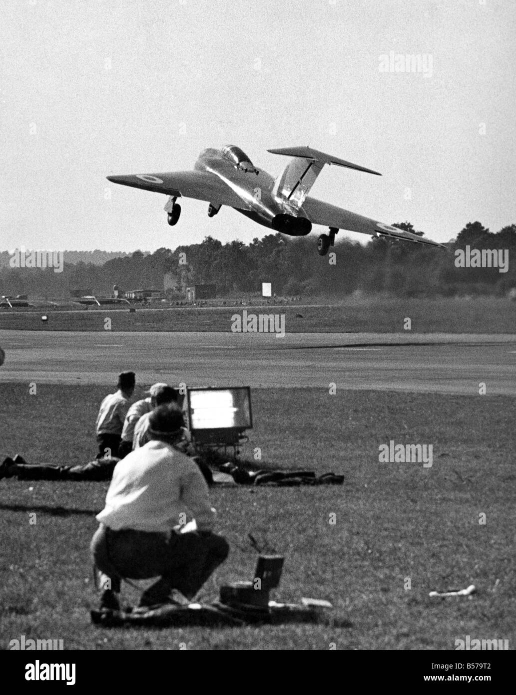 Javelin aircraft hires stock photography and images Alamy