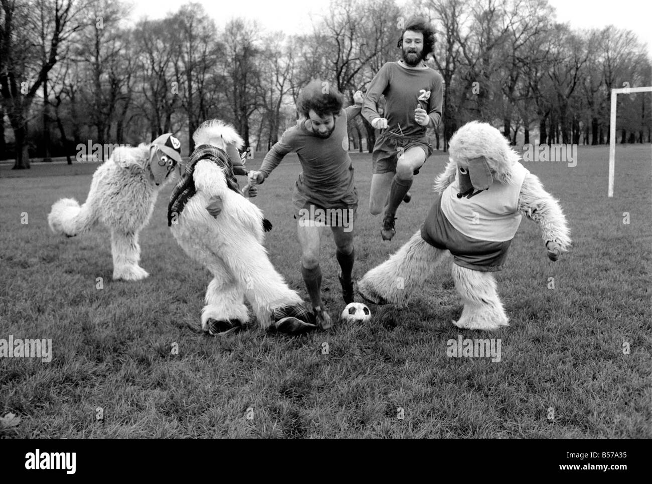 Wimbledon Wombles January 1975 75 00394 008 Stock Photo Alamy Wimbledon Wombles January 1975 75 00394 008 Stock Photo Alamy