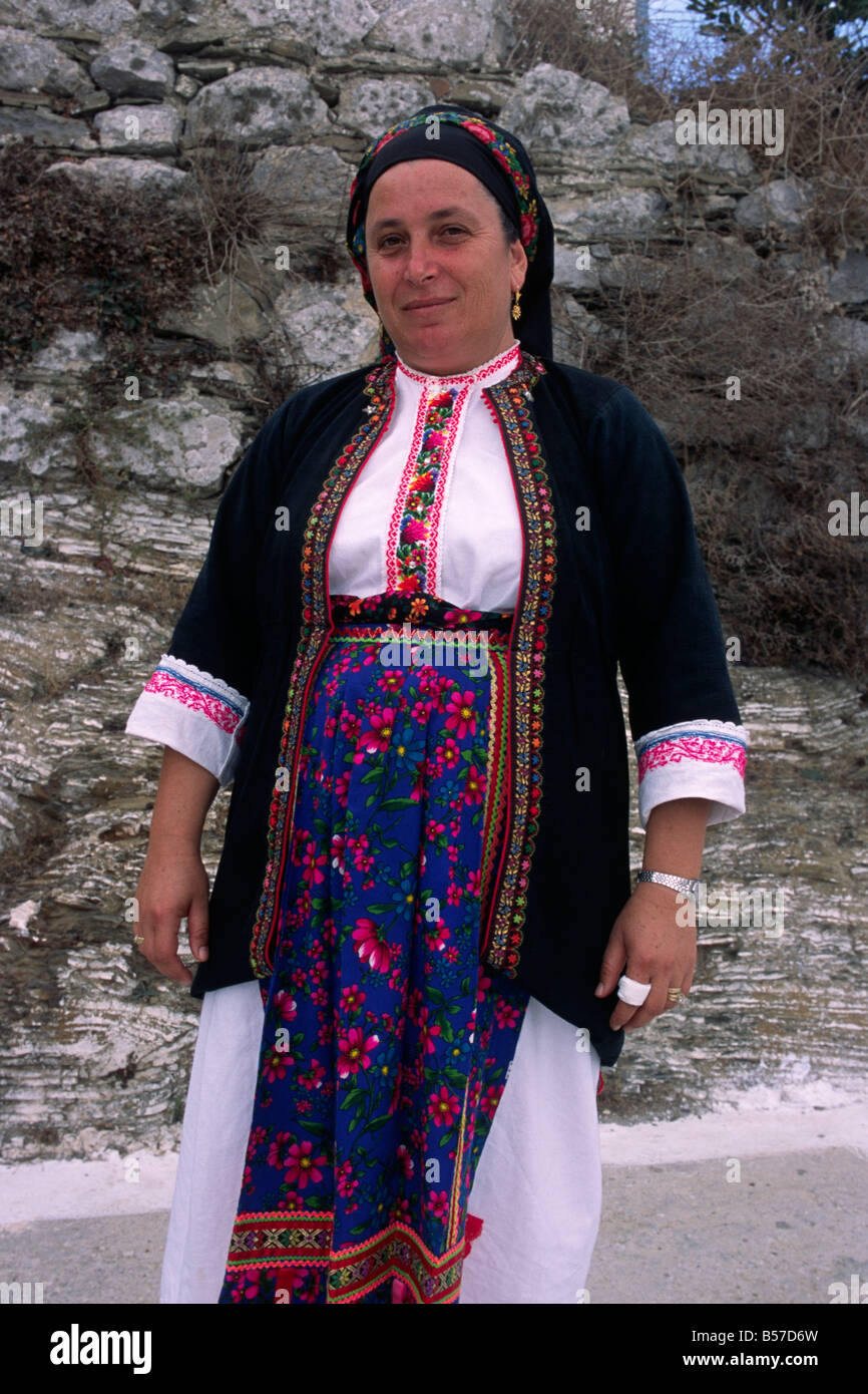 Cretan Costume Greek Traditional Dress, Dress Culture, Traditional ...