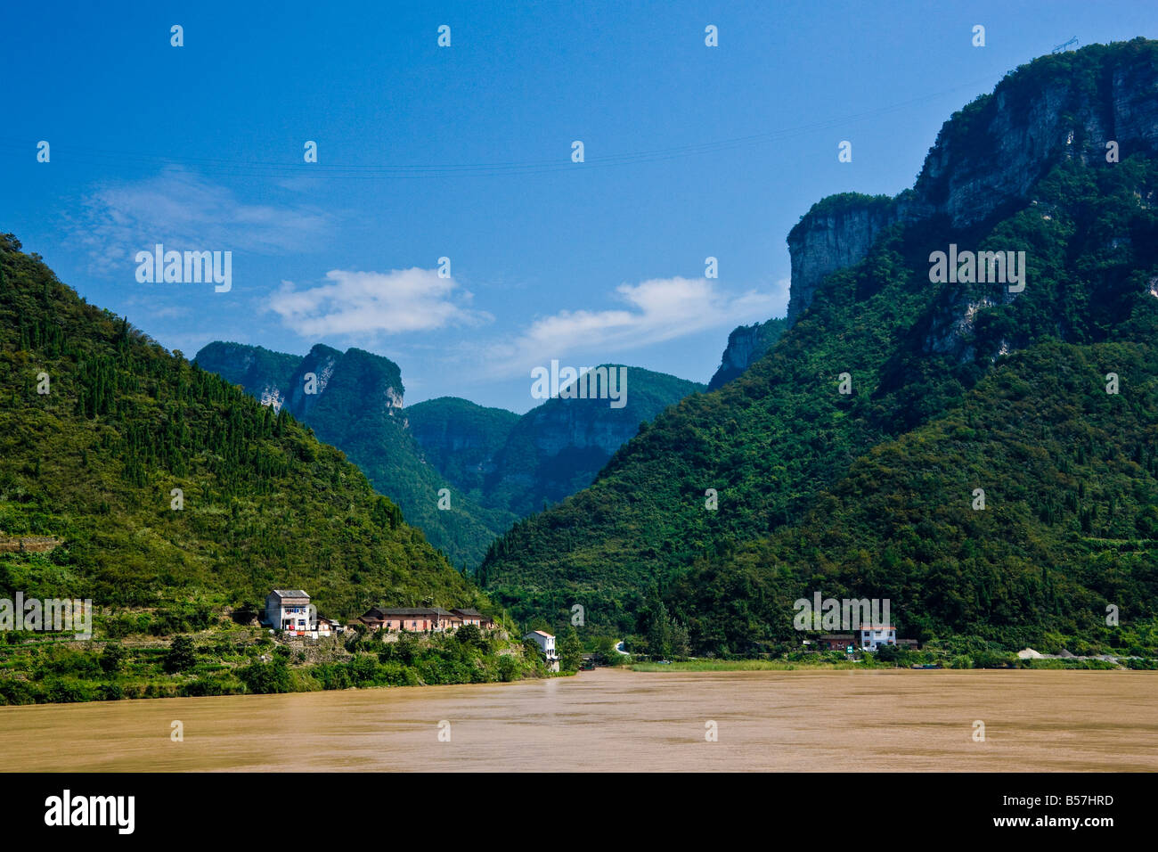 Xiling Gorge Yangzi River between Sandouping and Yichang downstream from Three Gorges Dam China JMH3457 Stock Photo