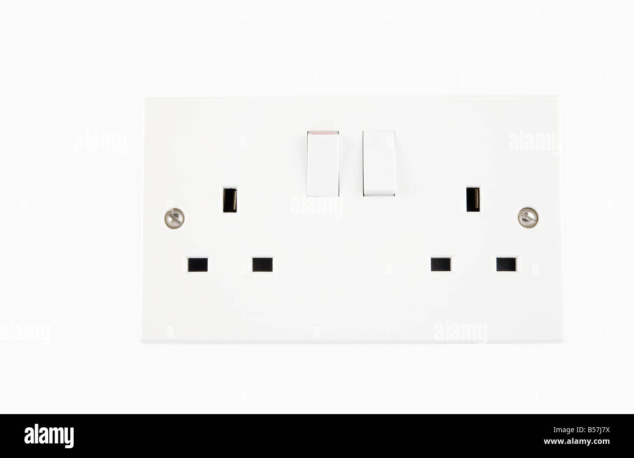 Why Are There A Lack Of Power Outlets In UK Bathrooms?