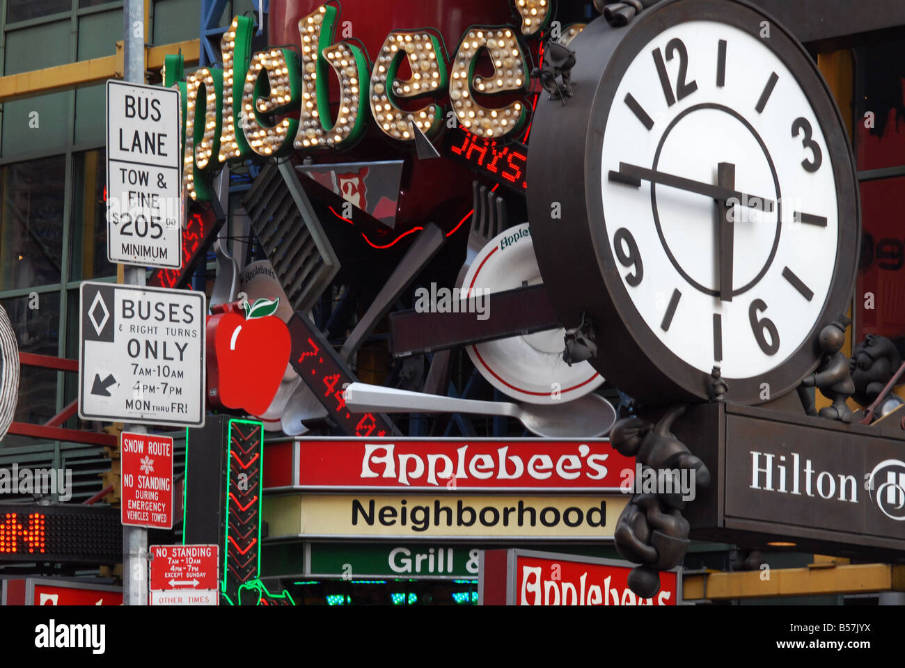 Applebee's, Times Sq Stock Photo - Alamy