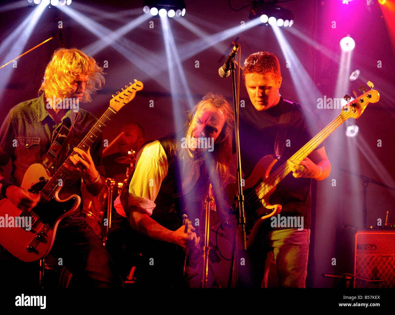Status quo uk rock band hires stock photography and images Alamy