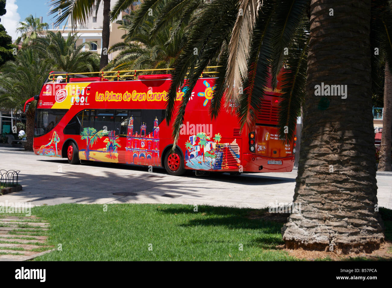 Red sightseeing bus in Parque Santa Catalina, Las Palmas, Gran Canaria  Stock Photo - Alamy