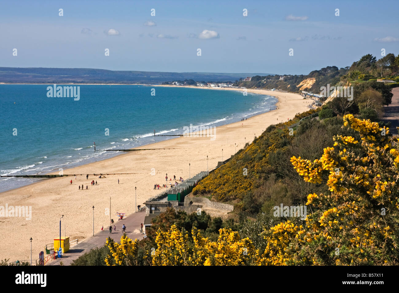 West Beach and Cliffs, Bournemouth, Poole Bay, Dorset, England, United Kingdom, Europe Stock Photo