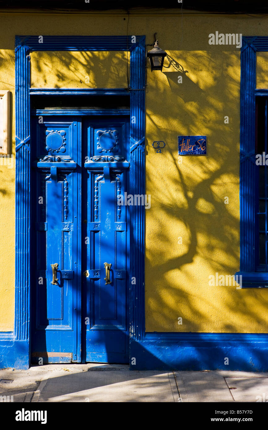 Colourfully painted housefronts in the trendy district of Barrio Bellavista, Santiago, Chile, South America Stock Photo