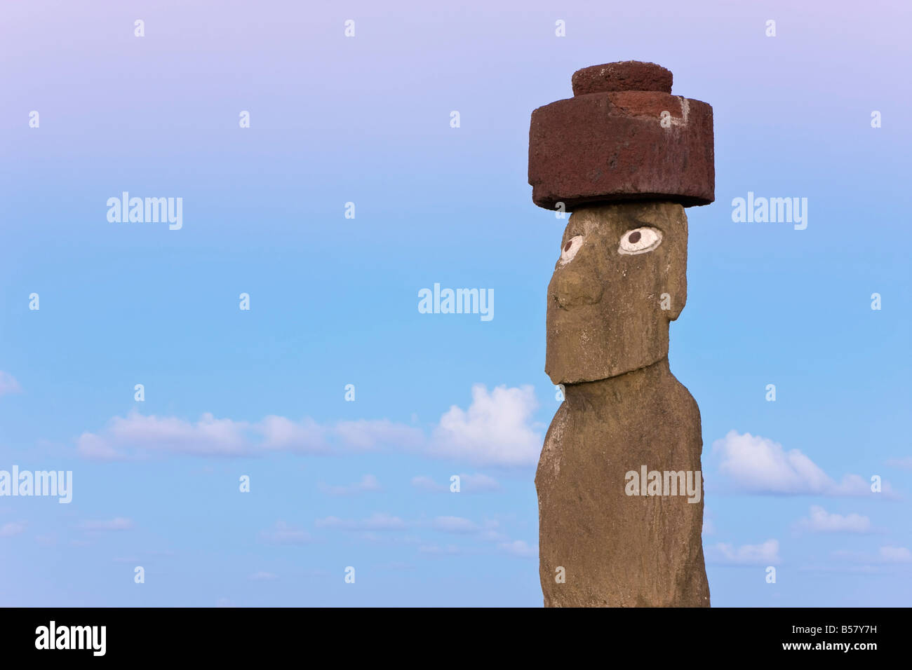 Moai statue Ahu Ko Te Riku, the only topknotted and eyeballed Moai on the Island, Easter Island, Chile Stock Photo