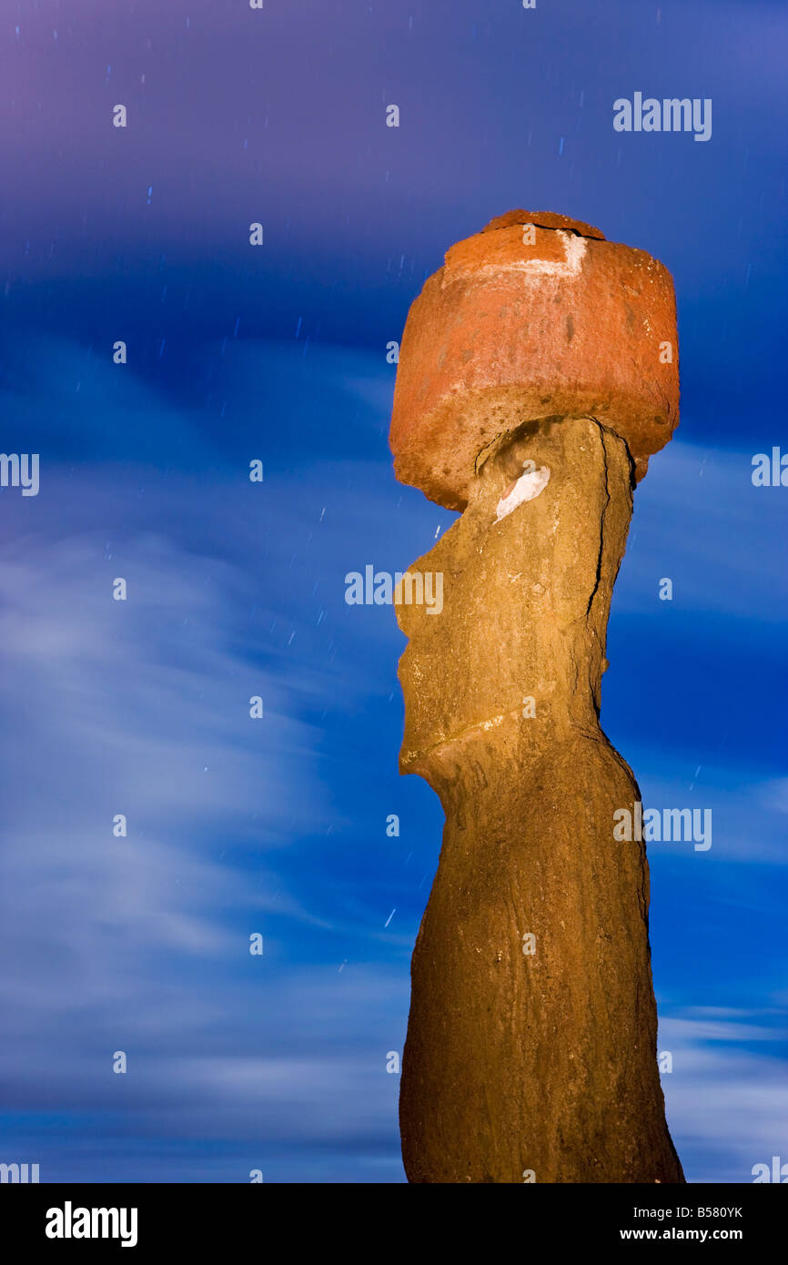 Moai statue Ahu Ko Te riku, the only topknotted and eyeballed Moai on the Island, Easter Island, Chile Stock Photo