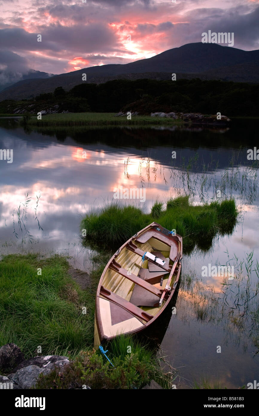 Boat, Upper Lake, Killarney National Park, County Kerry, Munster, Republic of Ireland, Europe