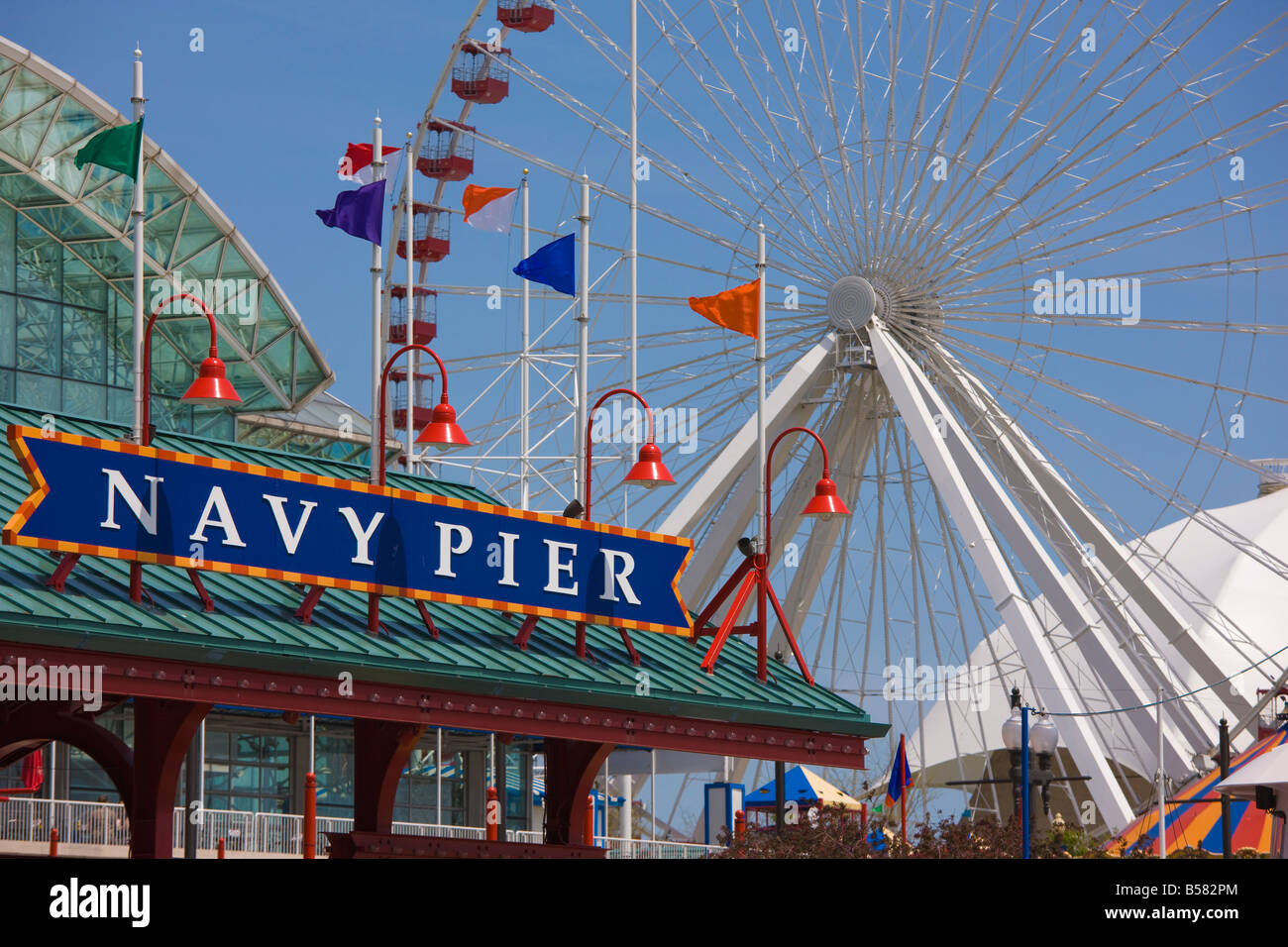 Navy Pier Ferris Wheel, Chicago Illinois, United States of America, North America Stock Photo