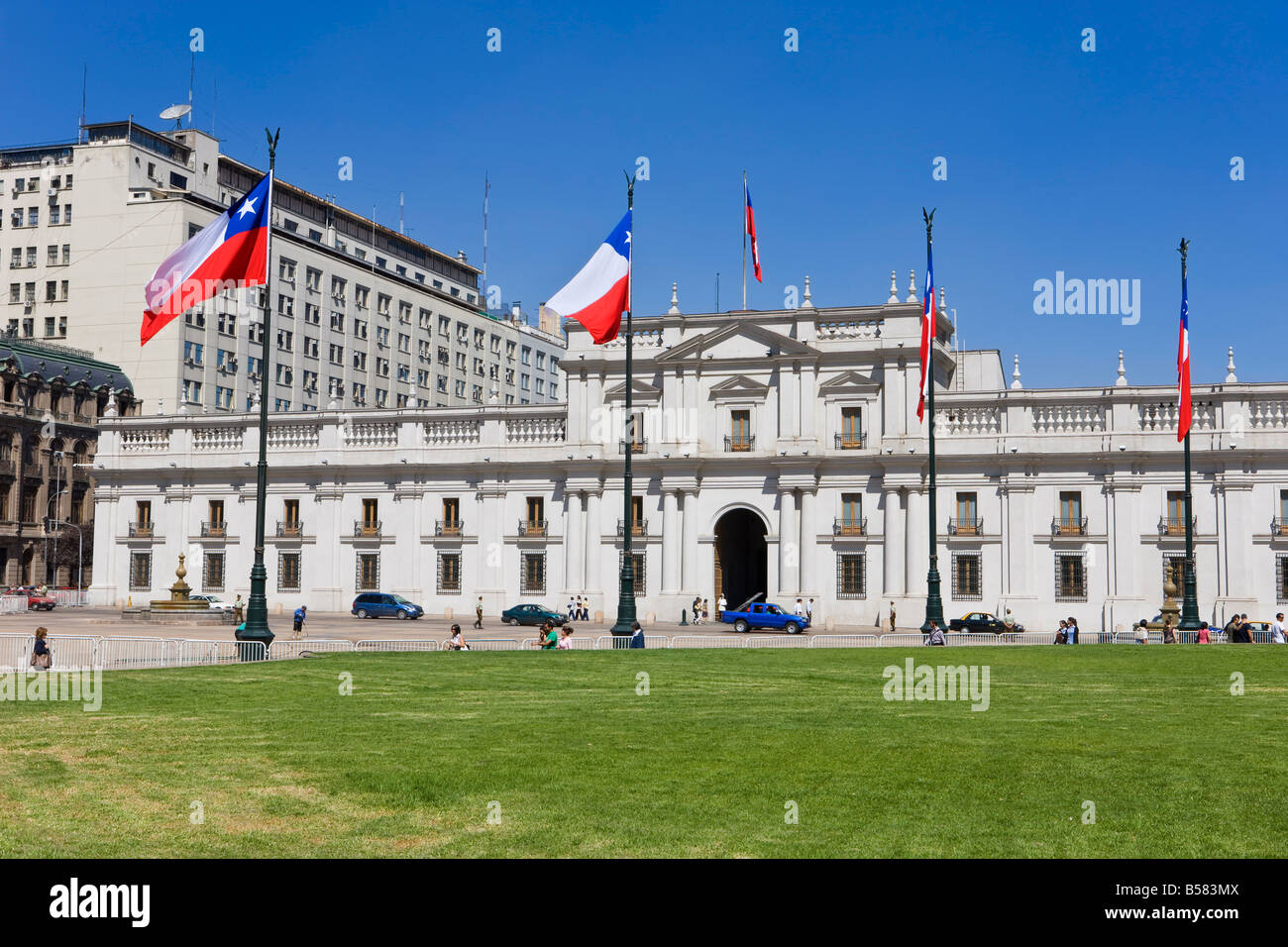 Palacio de la Moneda, Chile's presidential palace and the Plaza de la Constitucion, Santiago, Chile, South America Stock Photo