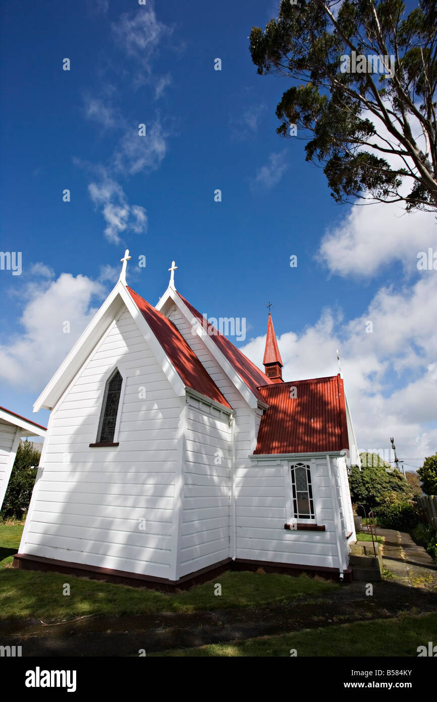Traditional weatherboard church with corrugated iron roof, near Kimbolton, in rural Manawatu, North Island, New Zealand, Pacific Stock Photo