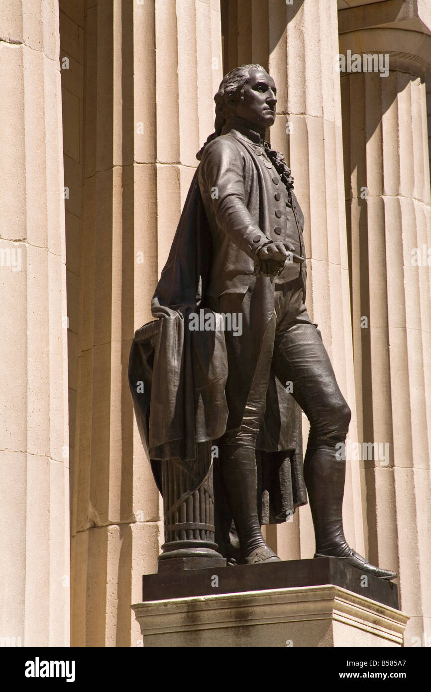 Washington statue at Federal Hall, Lower Manhattan, New York
