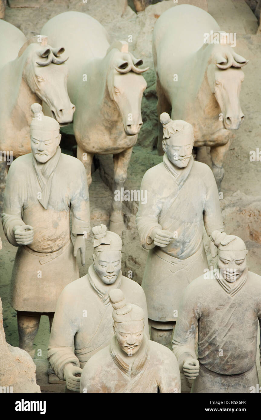 Pit 1 of Mausoleum of the First Qin Emperor housed in The Museum of the Terracotta Warriors, Shaanxi Province, China Stock Photo