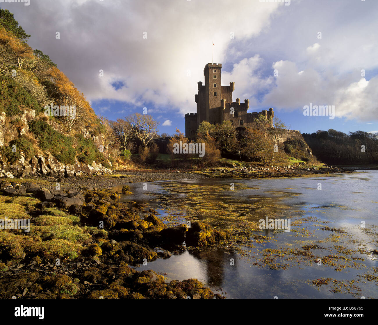 Dunvegan Castle, ancestral home of the Clan MacLeod, Isle of Skye ...