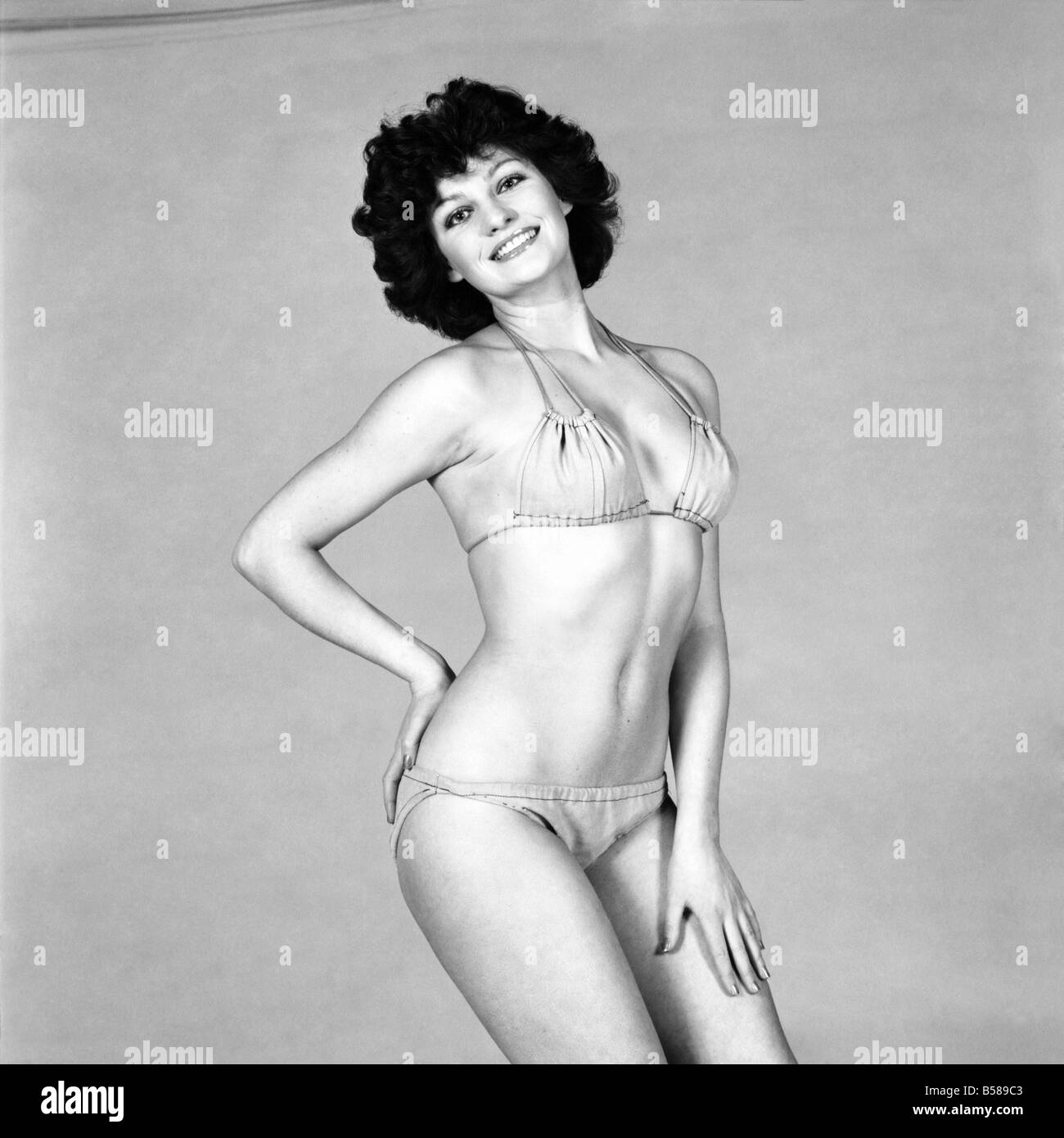 Carolyn Moore. Bunny of the year. February 1975 75 00753A 009 Stock