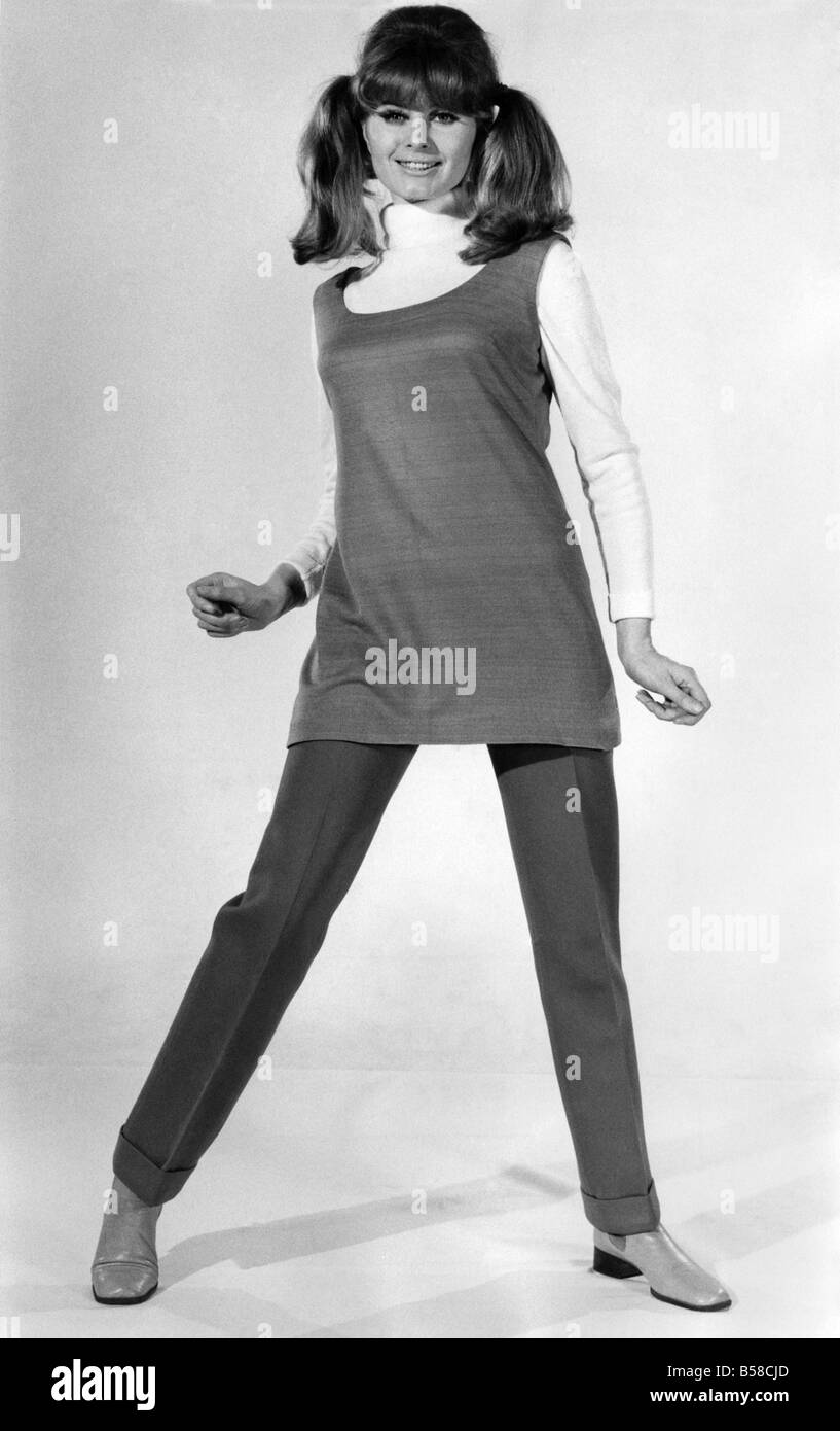 Reveille Fashions: Margaret Lorraine. April 1968 P006635 Stock Photo ...