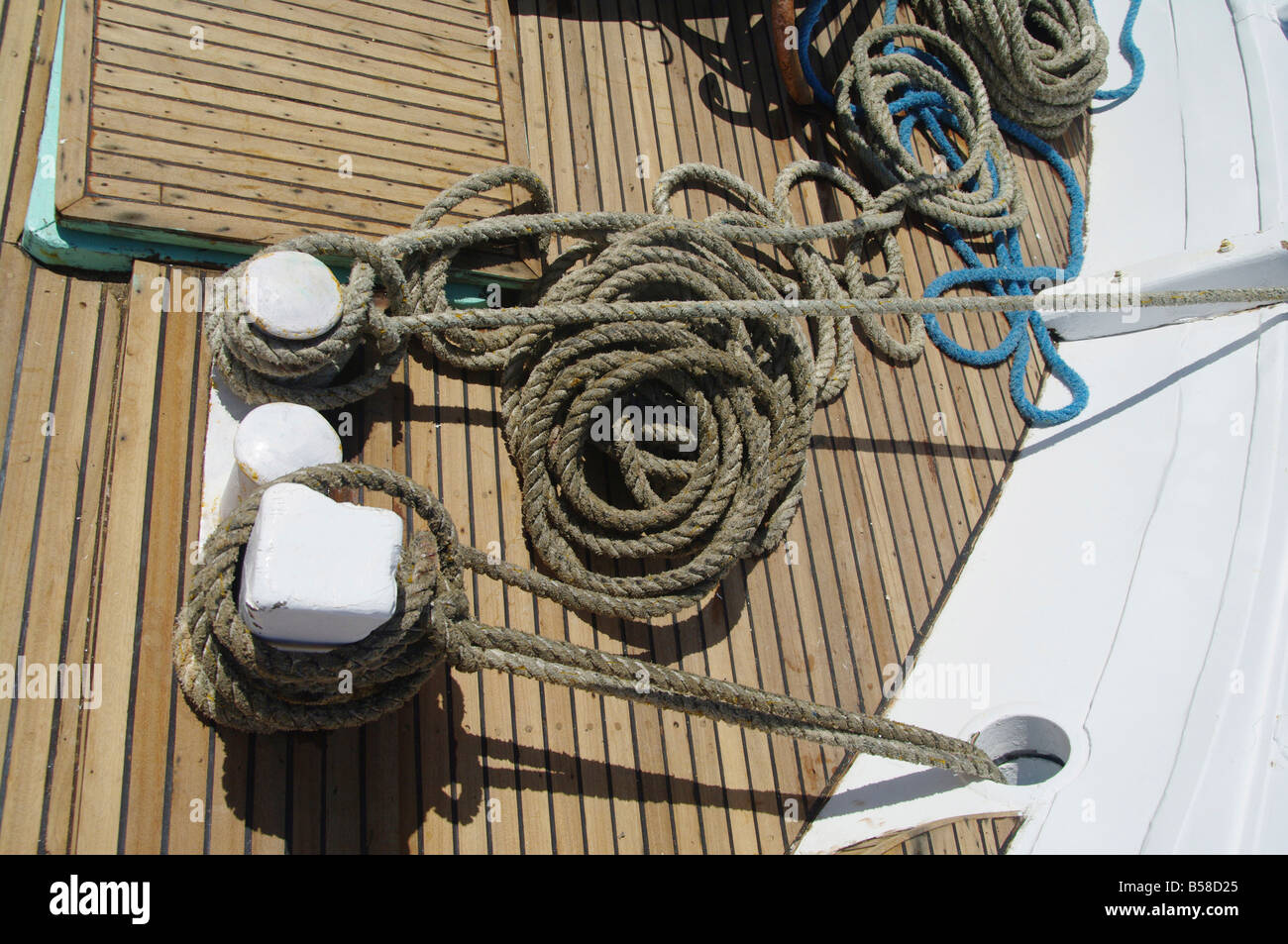 anchor rope on a boat Stock Photo Alamy