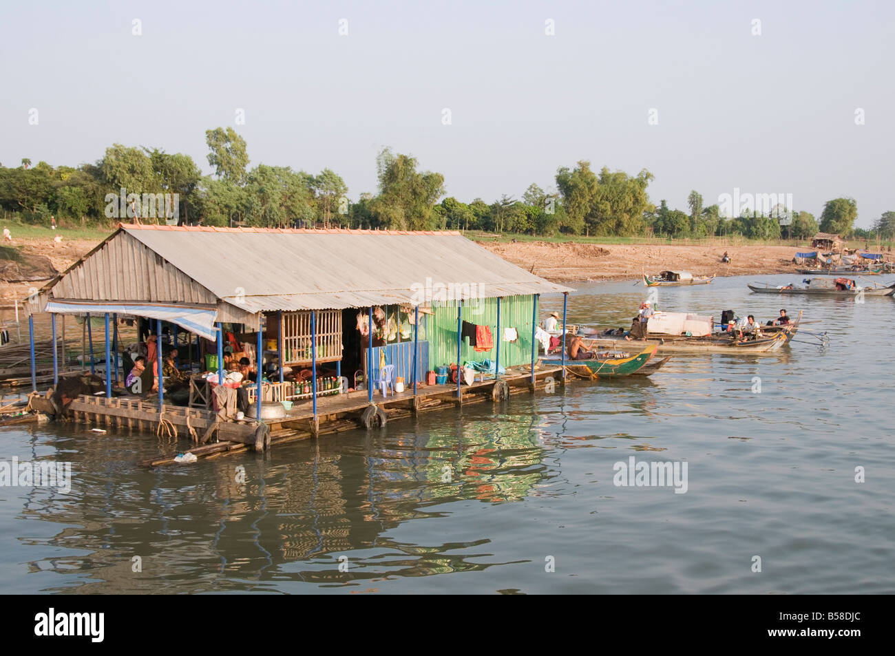 Floating fisherman villages, Mekong River, Phnom Penh, Cambodia, Indochina, Southeast Asia Stock Photo
