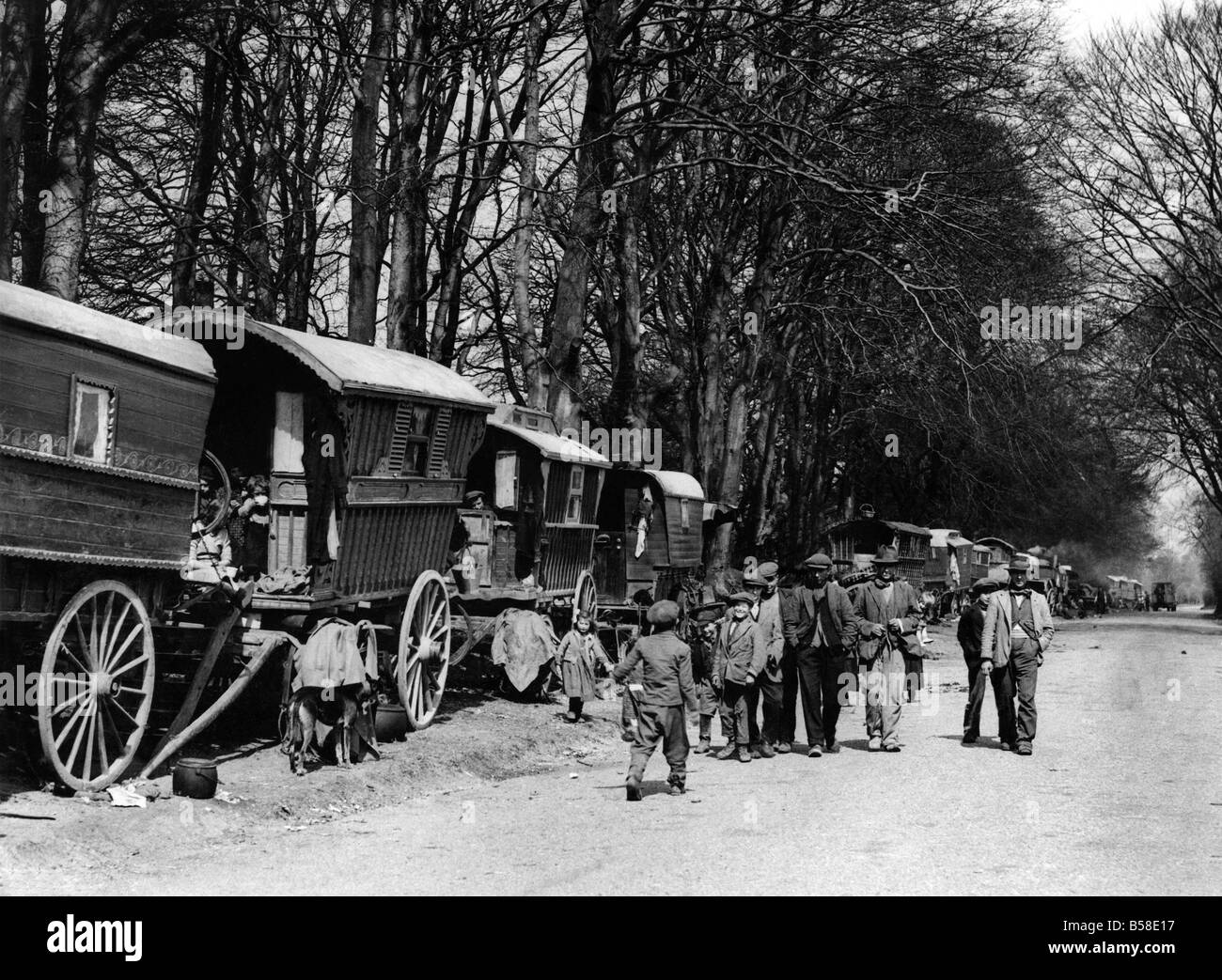 Gypsy caravans hires stock photography and images Alamy