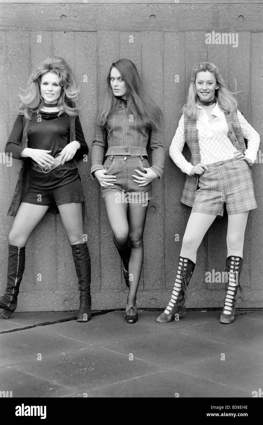 1970's Fashion: Shorts. January 1971 71-00161-003 Stock Photo - Alamy