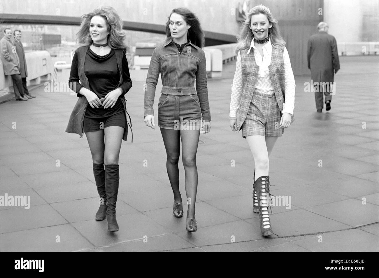 1970's Fashion: Shorts. January 1971 71-00161-012 Stock Photo - Alamy