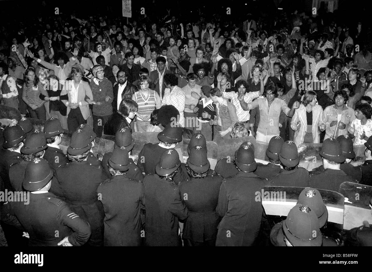 The Birmingham Riots. August 1977 77-04392-011 Stock Photo - Alamy