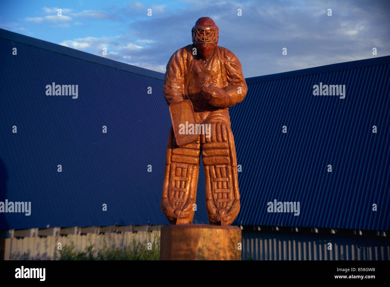 Chainsaw sculpture by Glenn Greensides Grouse Mountain Vancouver